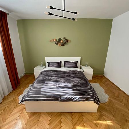 Deluxe Apartment #Casamihai Free Parking Braşov Exteriör bild